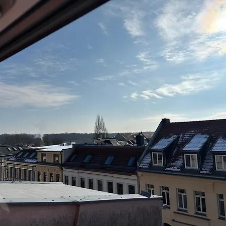 Kuschelige Dachgeschosswohnung Am Clarapark * Lipsko